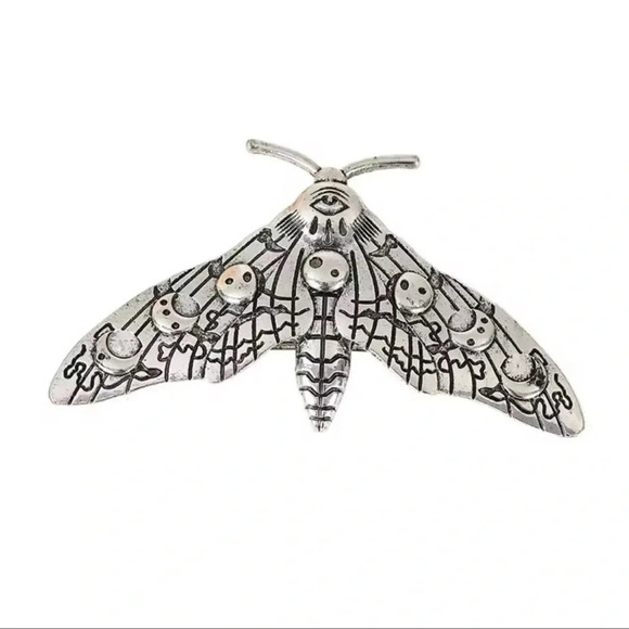 Gothic Silver Moth Hair Pin - Picture 1 of 10